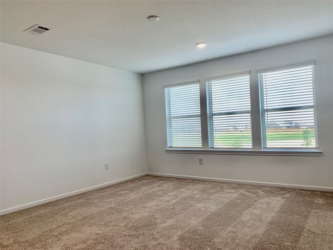 Building Photo - 1024 Greenshank Dr