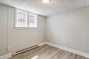 Building Photo - 52 York St