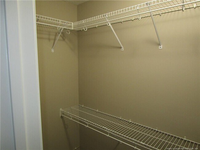 Building Photo - 1442 Vandenberg Dr