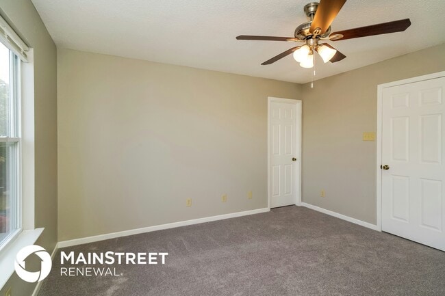 Building Photo - 31 Snowflake Cir