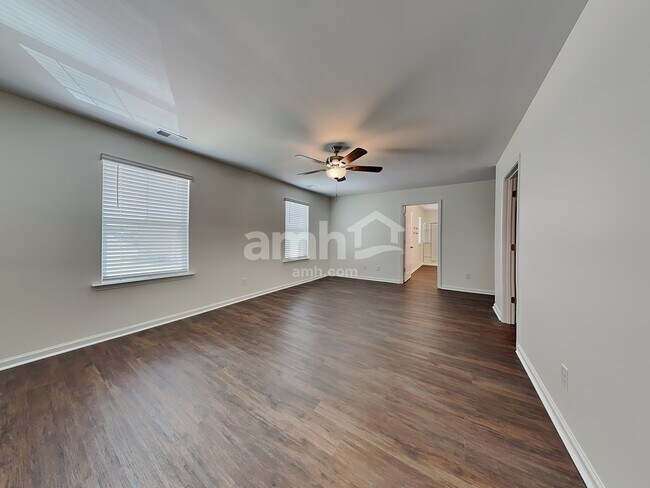 Building Photo - 123 Troupe Dr