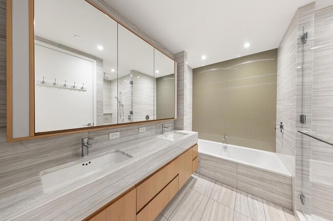 Building Photo - 50 West St