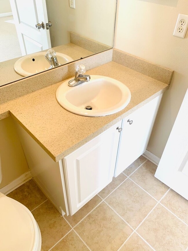 Building Photo - Home Sweet Home is this 4 bed, 2 bath home for Rent in the Asbel Creek Subdivision!