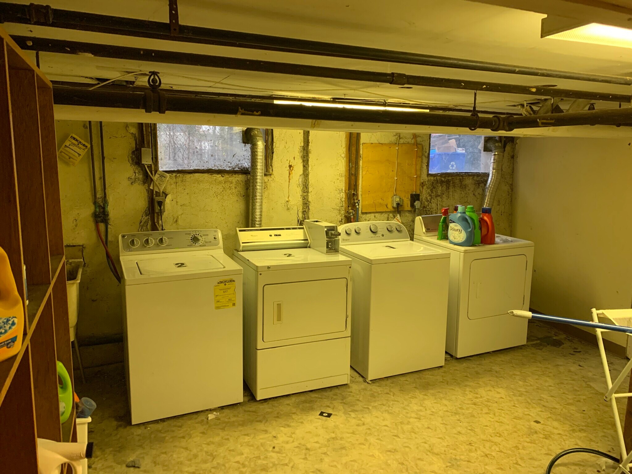 Building Photo - 741 Myrtle Ave