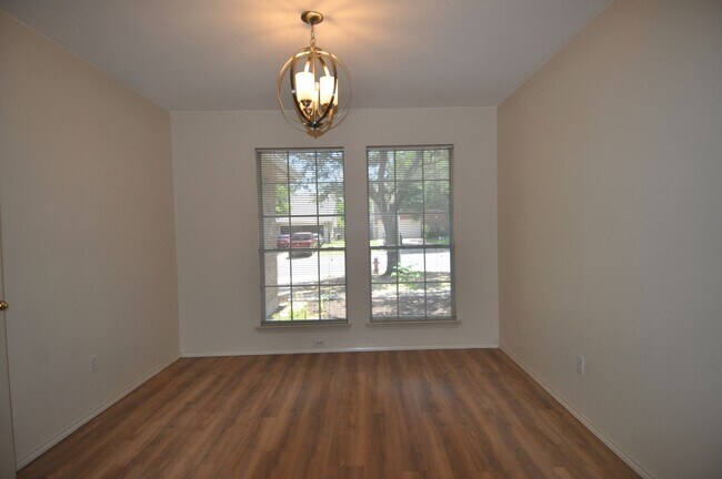 Building Photo - One story home on a corner lot in the affordable Jester Farms neighborhood in Round Rock. Brand n...