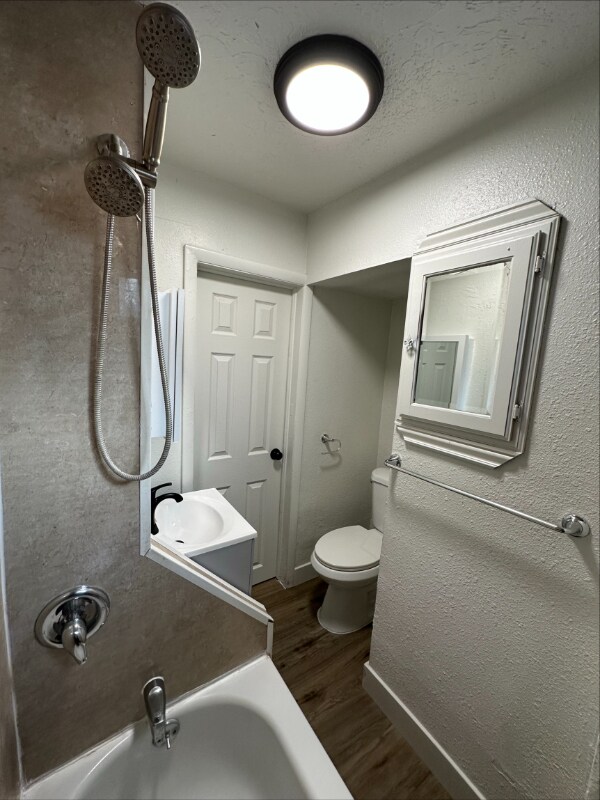 Building Photo - 57 N Chicago St