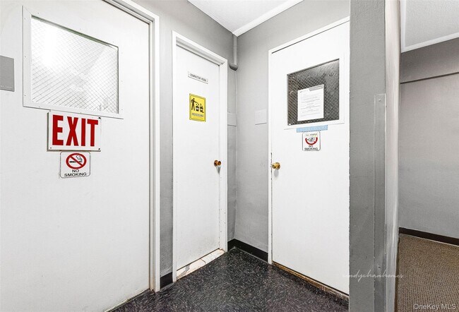 Building Photo - 107-40 Queens Blvd