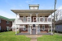 Building Photo - 1007 S Main St