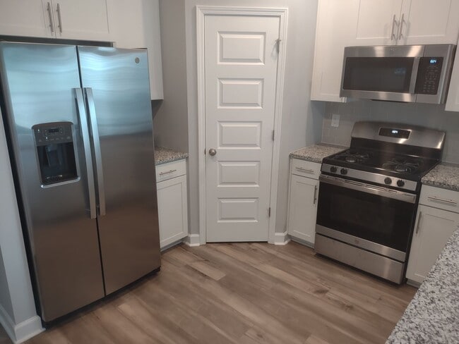 Building Photo - Wonderful Four Bedroom Home Located in the...