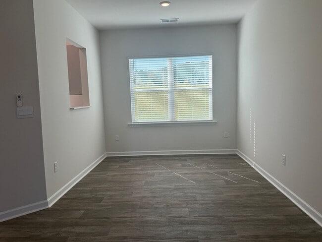 Building Photo - NEW BUILT TH In Sanford NC, Available NOW!