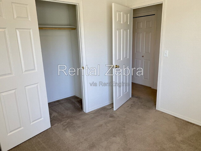 Building Photo - 2645 Mira Ct