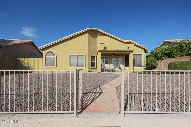 Building Photo - 5239 W Tonopah Dr