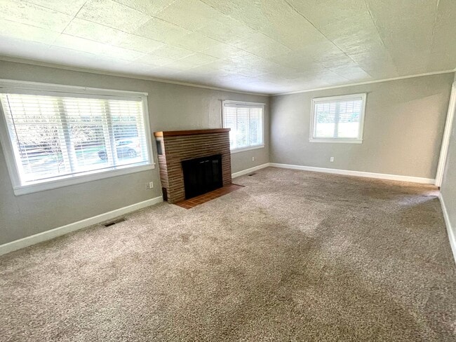 Building Photo - Nestled Away In Gig Harbor: A 3 Bedroom wi...
