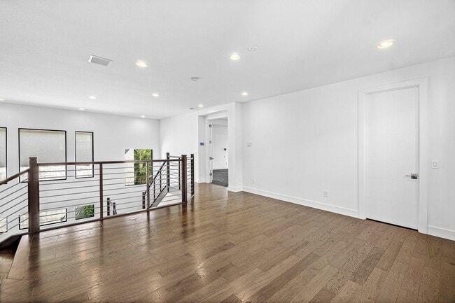 Building Photo - 9006 Dulcetto Ct