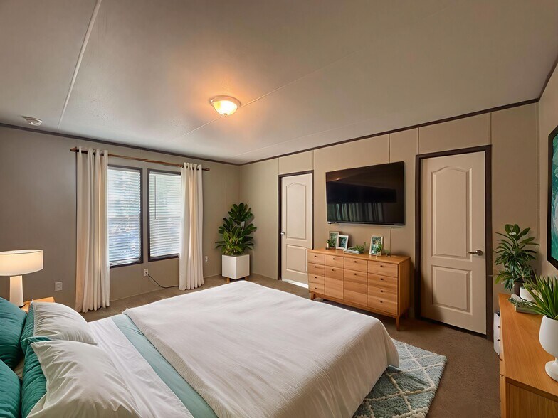 Building Photo - 123 Norene St