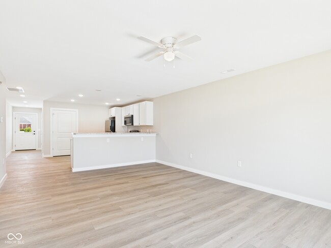 Building Photo - 9904 Bison Dr