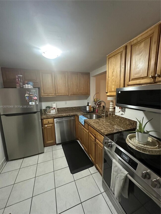 Building Photo - 8600 SW 133rd Avenue Rd