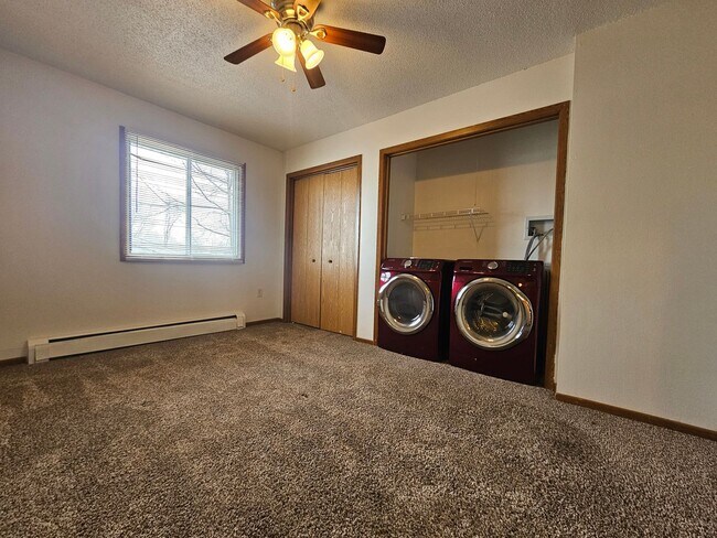 Building Photo - 2461 5th Ave