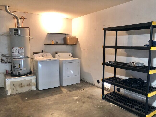 Building Photo - 68180 Calle Azteca