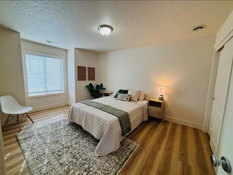 Building Photo - 6709 W Octave St