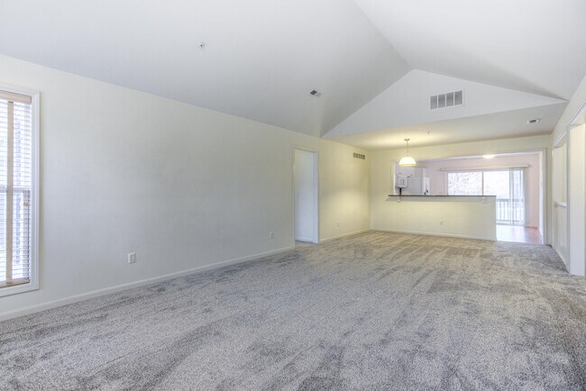 Building Photo - 28471 Carlton Way Dr