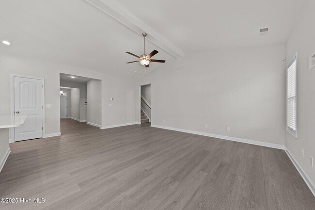 Building Photo - 700 Chestoa Trl
