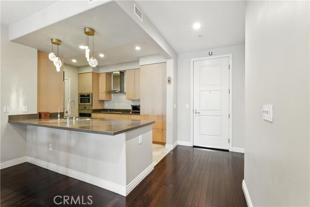Building Photo - 403 Caruso Ave