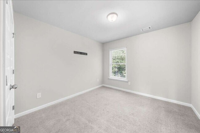 Building Photo - 109 Peterson St