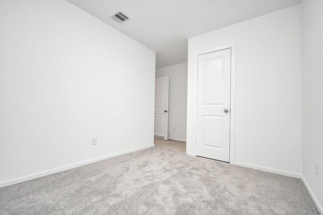 Building Photo - 18710 Gissi Dr