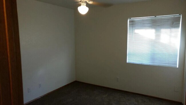 Building Photo - 11125 Smoke Tree Rd