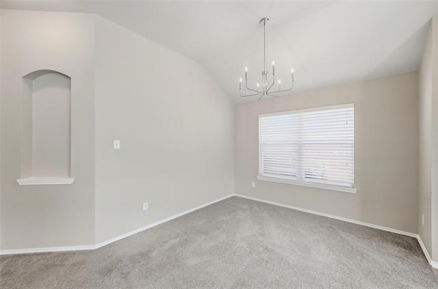 Building Photo - 3045 Meadowbrook Dr
