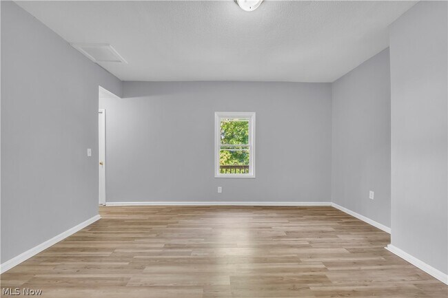 Building Photo - 1873 W 47th St