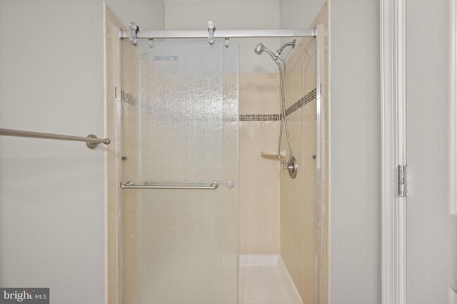 Building Photo - 420 N Collington Ave