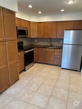Building Photo - 210 Farber Dr