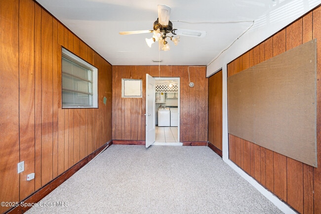 Building Photo - 2677 Sarno Rd