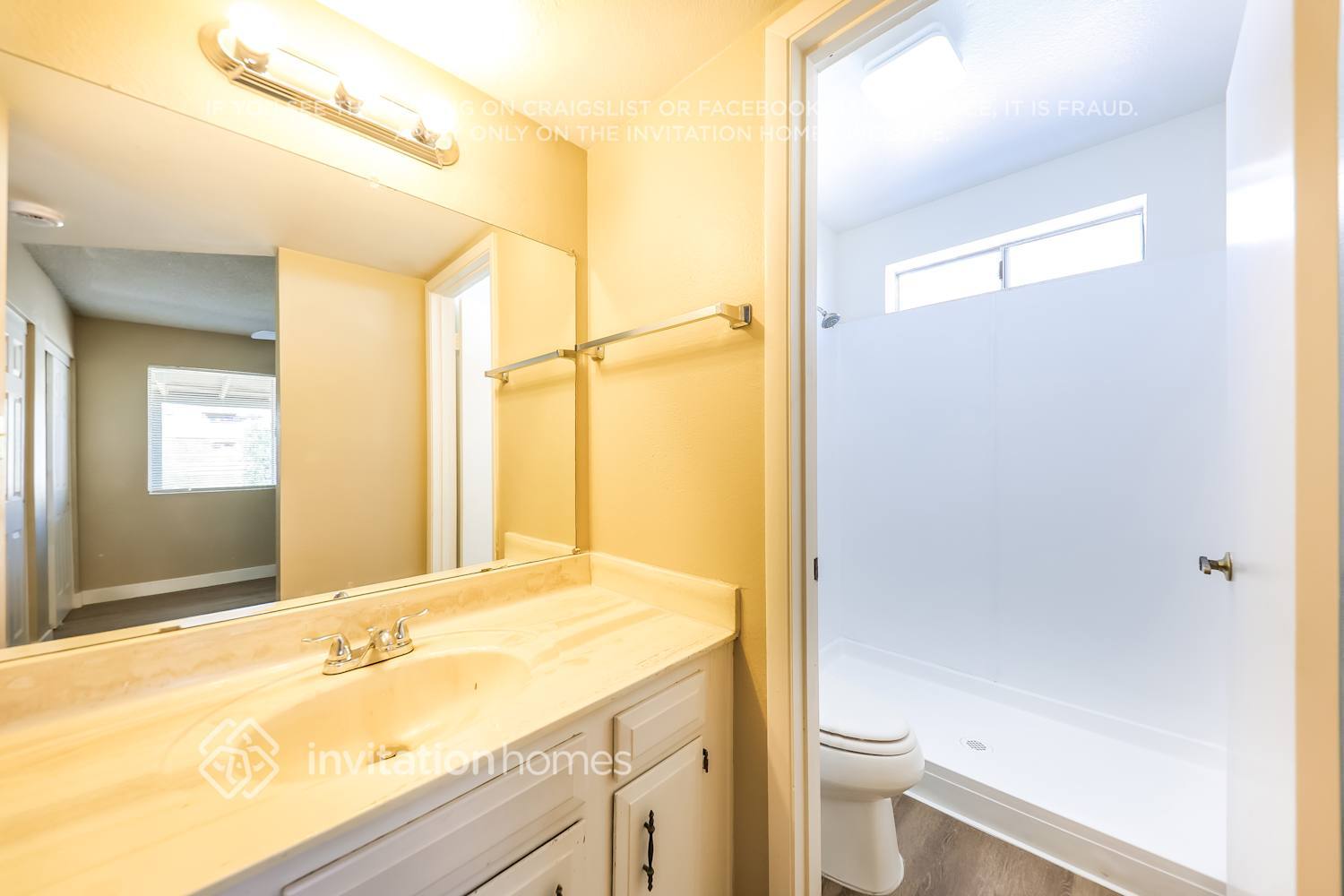 Building Photo - 6110 W Tierra Buena Ln
