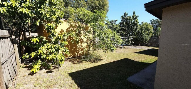 Building Photo - 4703 Cypress Tree Dr