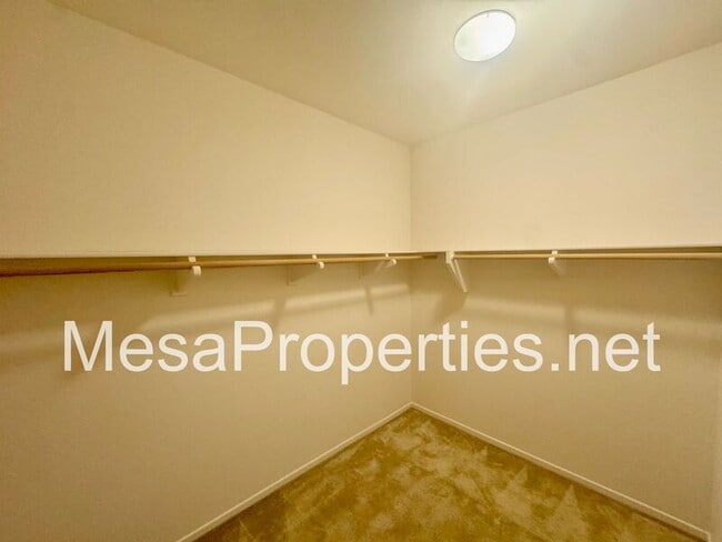 Building Photo - 3230 E Yountville Dr