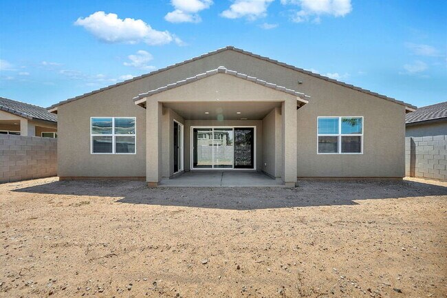 Building Photo - 3104 Bee Trl