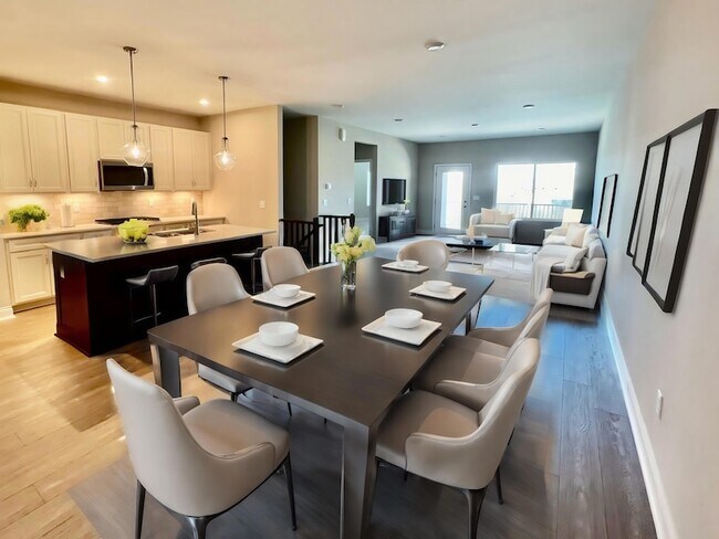 Building Photo - 8434 Concerto Ct