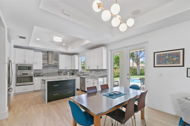 Building Photo - 14831 SW 93rd Ct