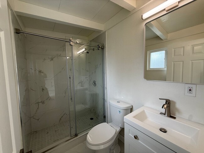 Building Photo - 2598 Dixon Dr