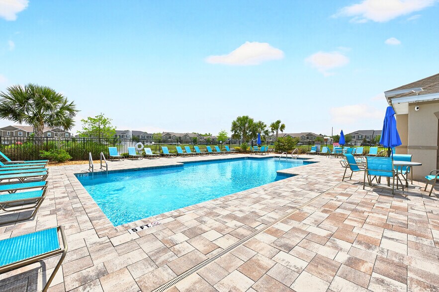 Building Photo - 2338 Carrabelle Way