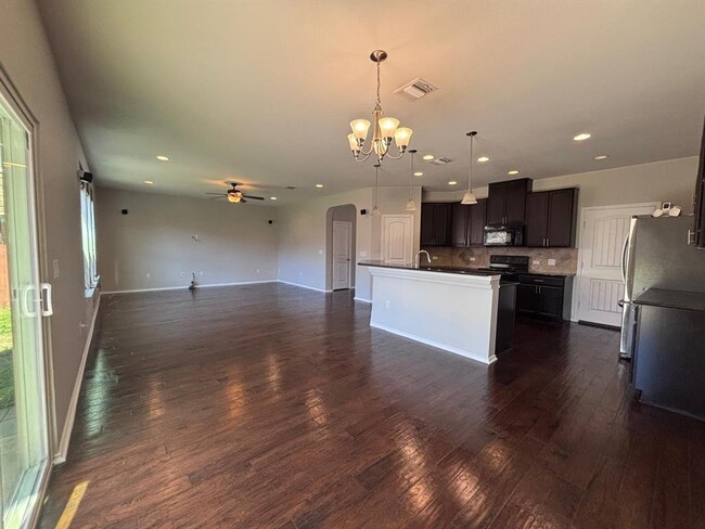 Building Photo - 1405 Berlin Ln