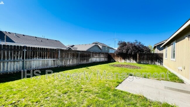 Building Photo - 5718 Westport Ln