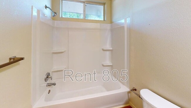 Building Photo - 622 S Seaward Ave