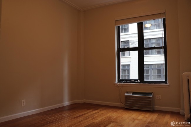 Building Photo - 11 East 32nd Street