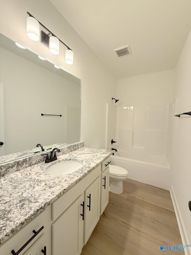 Building Photo - 24057 Quints Dr