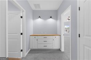 Building Photo - 5435 Mirror Lake Dr