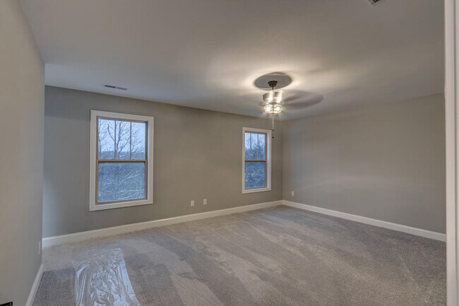 Building Photo - 187 Westwoods Dr